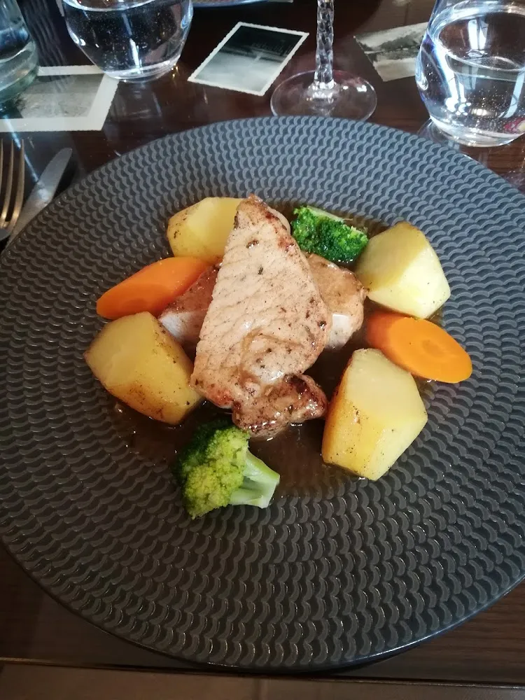 Carré de Porc Au Jus de Thym